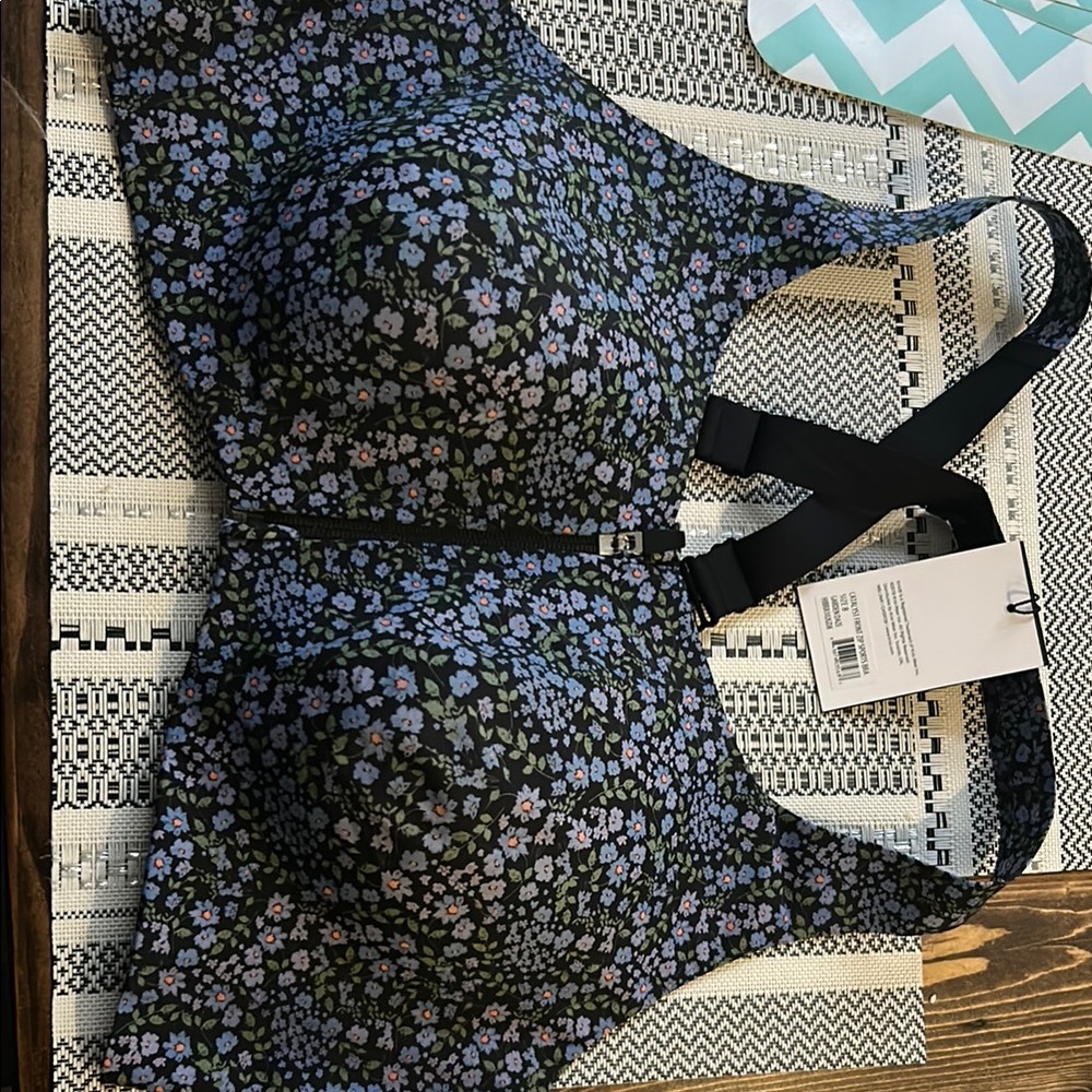 Knix Catalyst Sports Bra